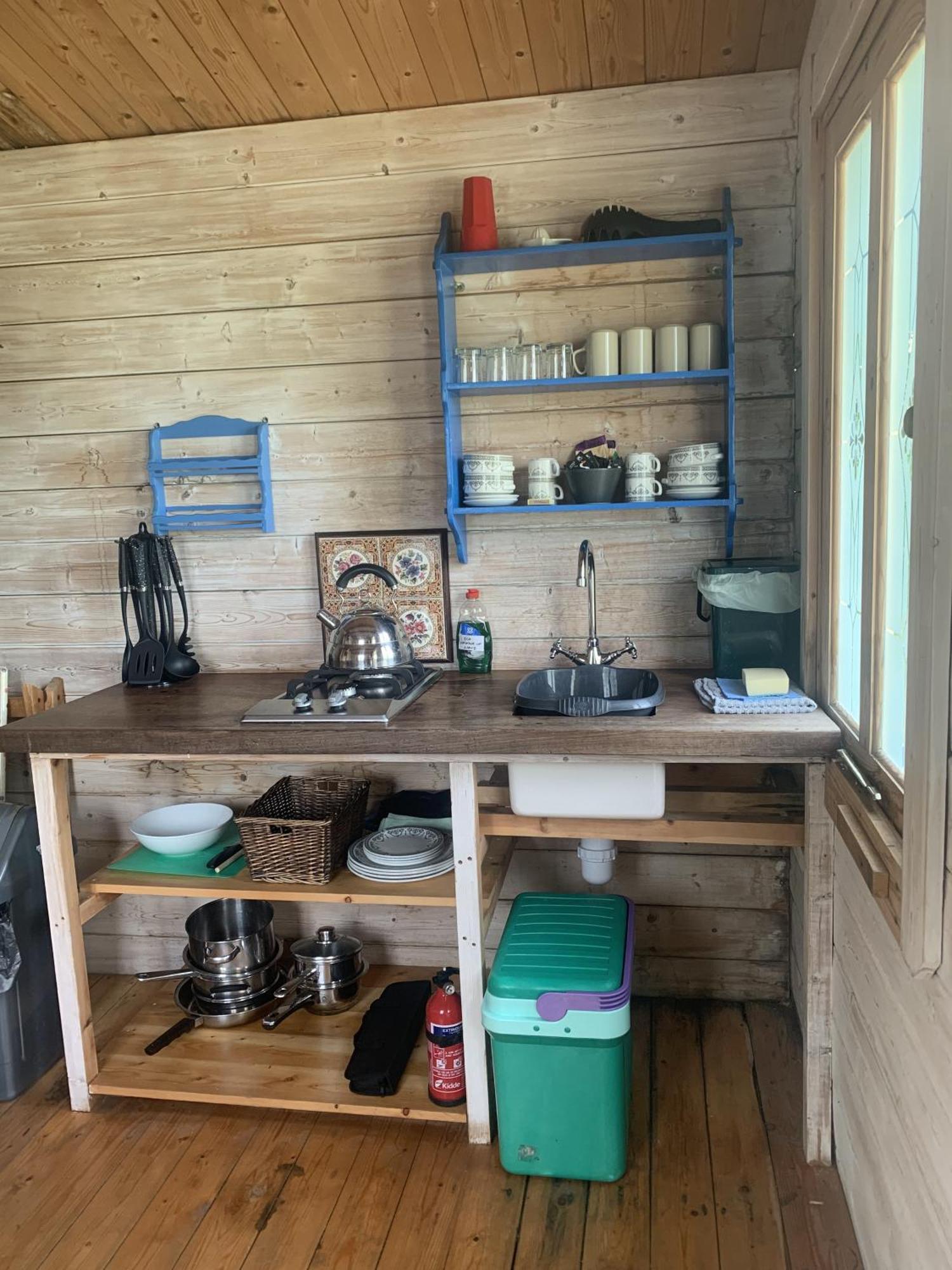 Ceridwen Glamping, Double Decker Bus And Yurts Ξενοδοχείο Llandysul Εξωτερικό φωτογραφία