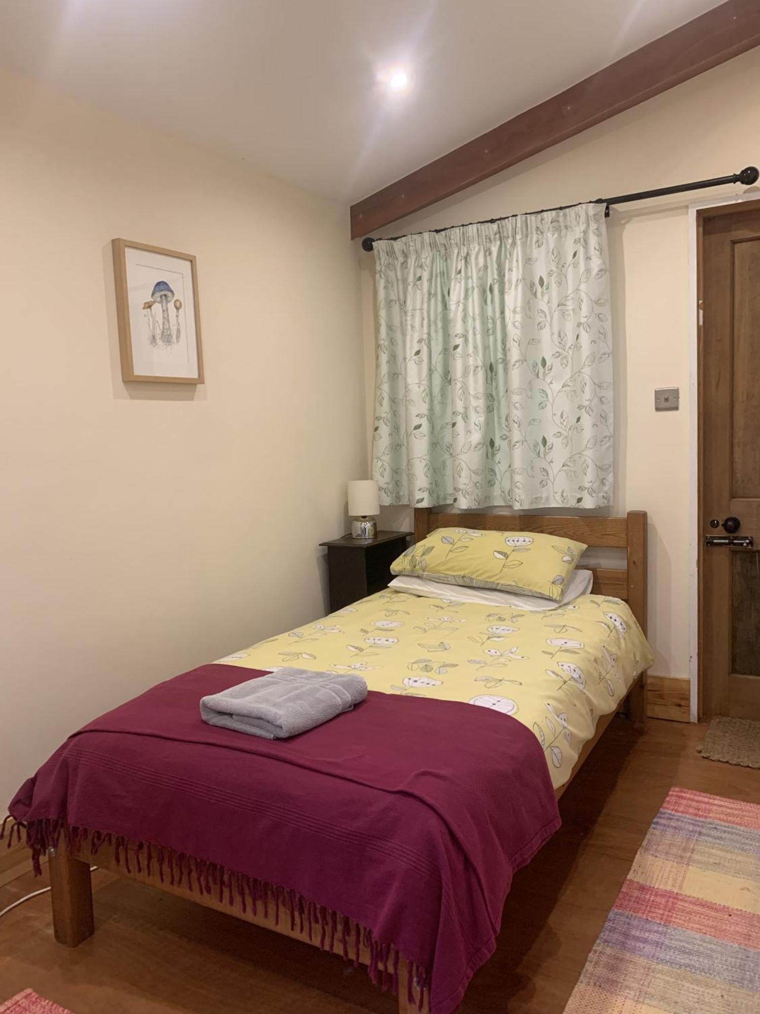 Ceridwen Glamping, Double Decker Bus And Yurts Ξενοδοχείο Llandysul Εξωτερικό φωτογραφία