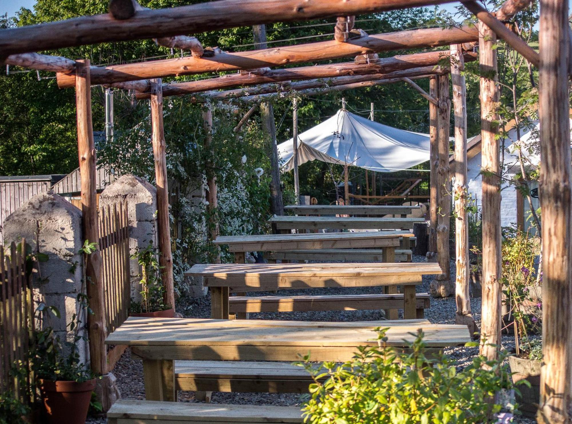 Ceridwen Glamping, Double Decker Bus And Yurts Ξενοδοχείο Llandysul Εξωτερικό φωτογραφία